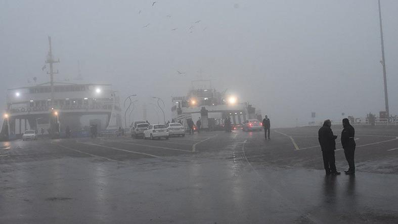 Çanakkale Boğazı transit gemi geçişlerine kapatıldı