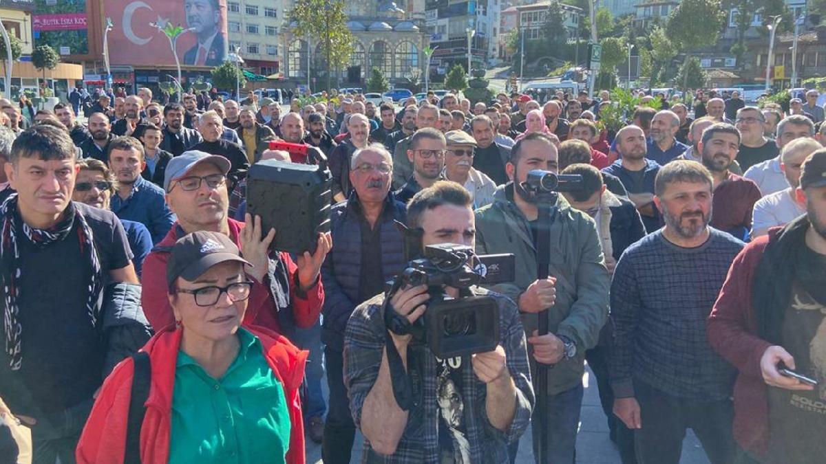 ÇAYKUR’un mevsimlik çalışanları takım talebiyle miting yaptı