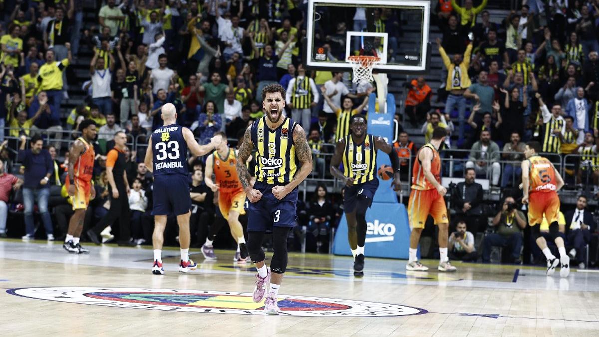 Fenerbahçe Beko, Euroleague’de durdurulamıyor: 79-77