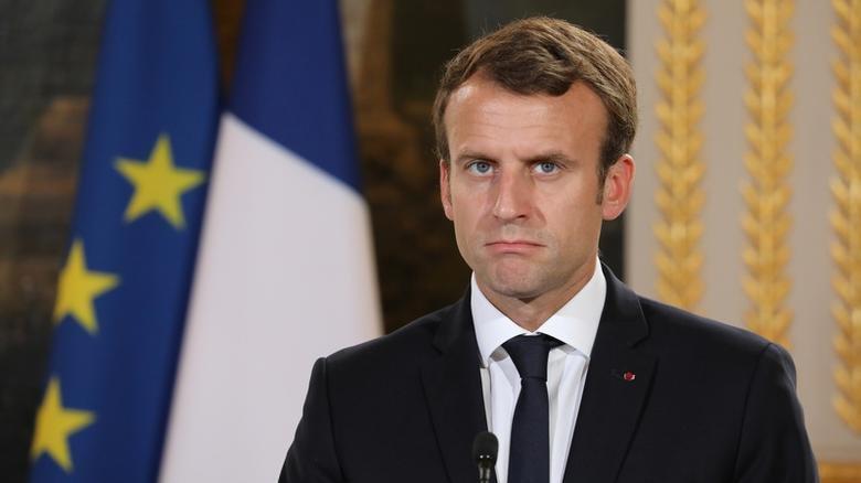 Macron: Büyük krizlerden geçiyoruz