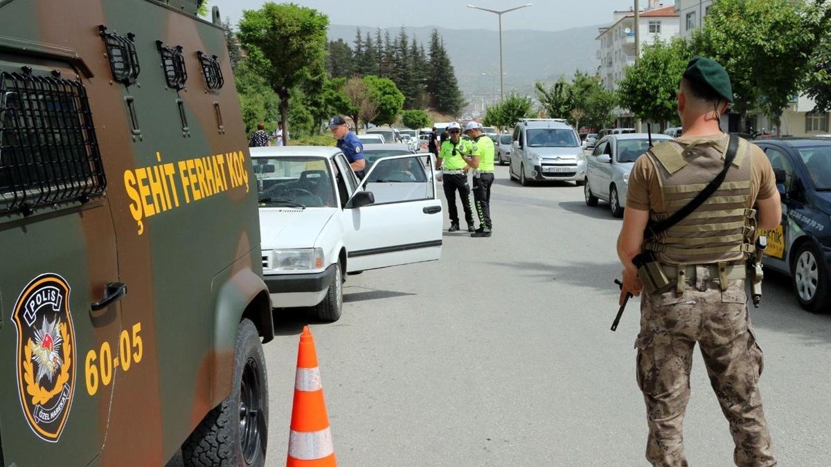 81 vilayette ‘Güven Huzur’ uygulaması: Aranan 1270 kişi yakalandı